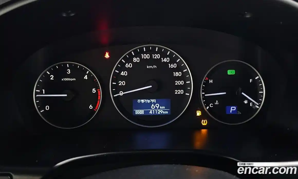 Hyundai Starex 2019 2.5 гидро в Москве № 1831008, фото 11