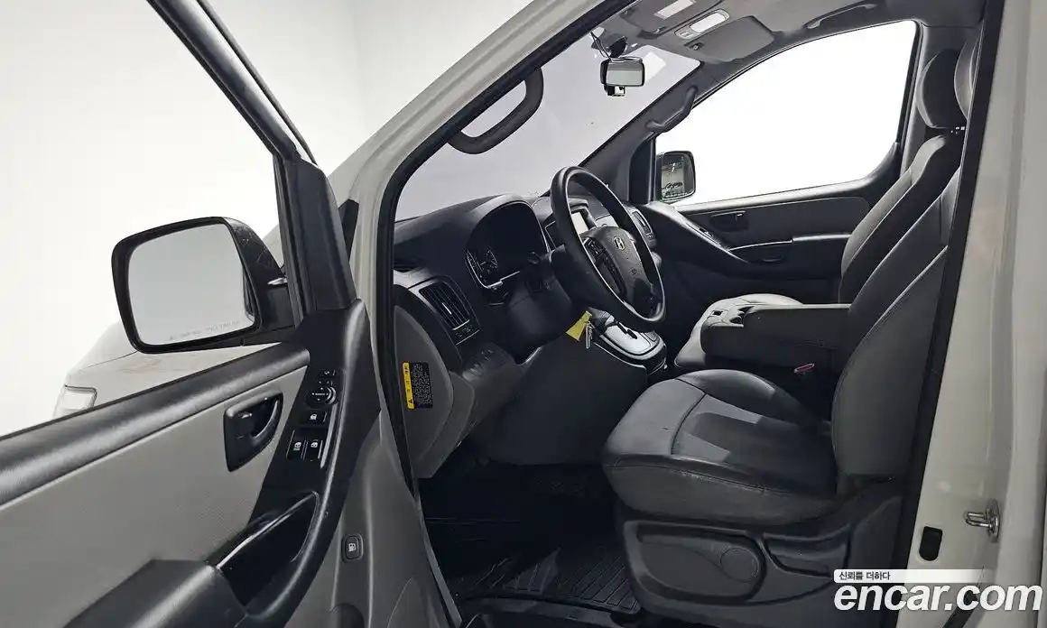 Hyundai Starex 2019 2.5 гидро в Москве № 1831008, фото 13