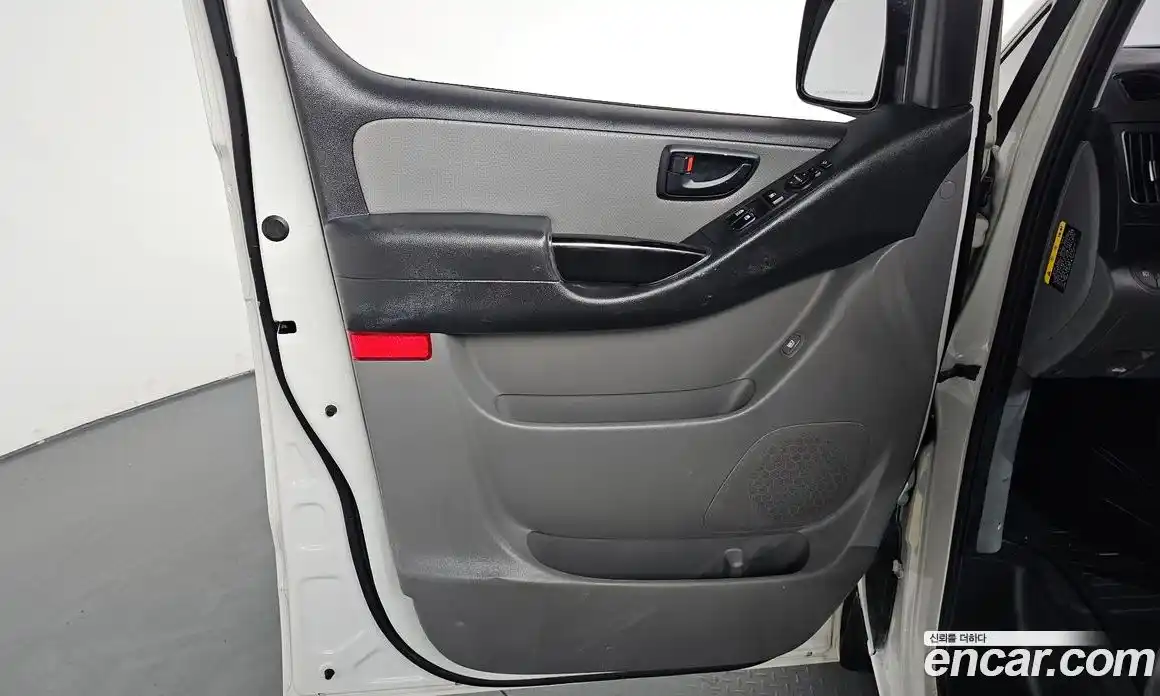 Hyundai Starex 2019 2.5 гидро в Москве № 1831008, фото 15