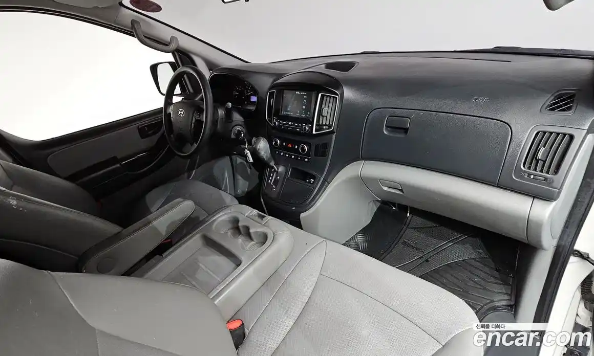 Hyundai Starex 2019 2.5 гидро в Москве № 1831008, фото 10