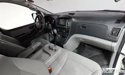 Hyundai Starex 2019 2.5 гидро в Москве № 1831008, миниатюра 10