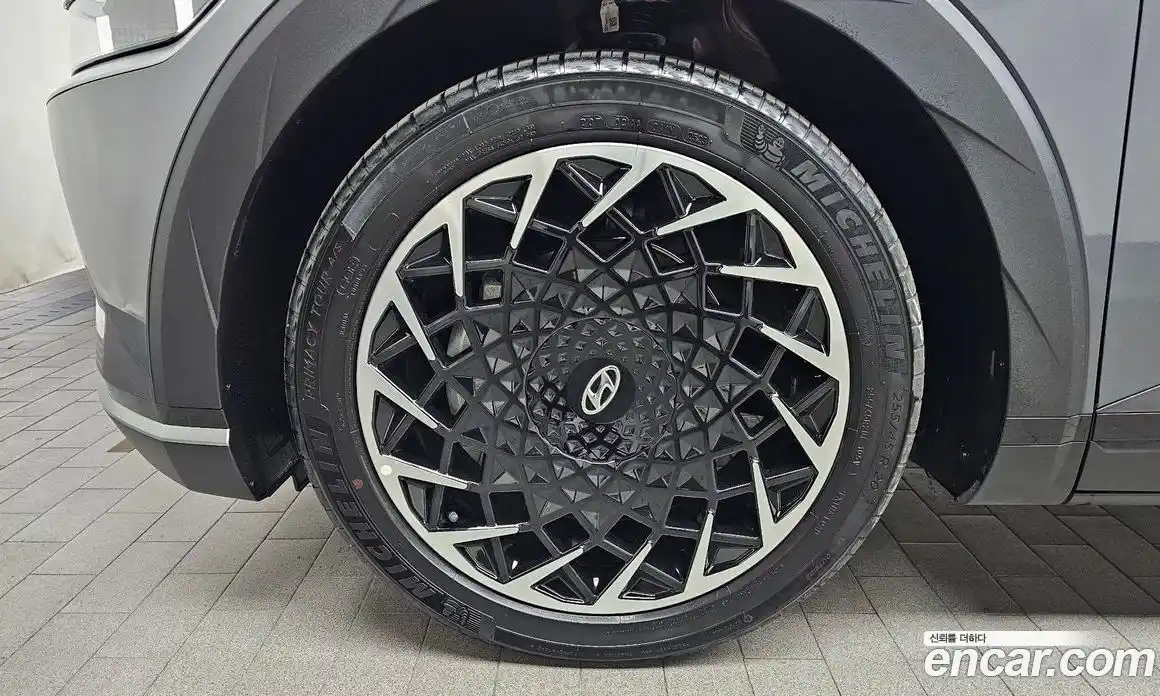 Hyundai Ioniq 5 2024 0.1 гидро в Москве № 1831020, фото 5