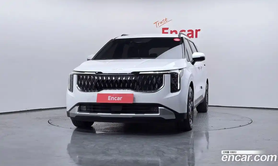 Kia Canival 2025 1.6 гидро в Москве № 1831306, фото 3