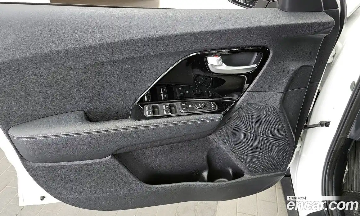 Kia Niro 2021 1.6 гидро в Москве № 1831510, фото 14