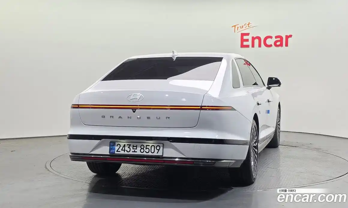 Hyundai Grandeur 2023 2.5 гидро в Москве № 1903339, фото 4