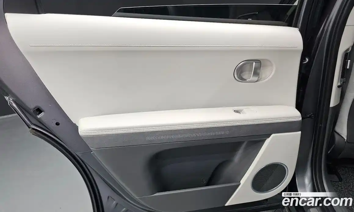 Hyundai Ioniq 5 2023 0.1 гидро в Москве № 1903632, фото 15
