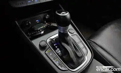 Hyundai Kona 2022 1.6 гидро в Москве № 1903642, миниатюра 9