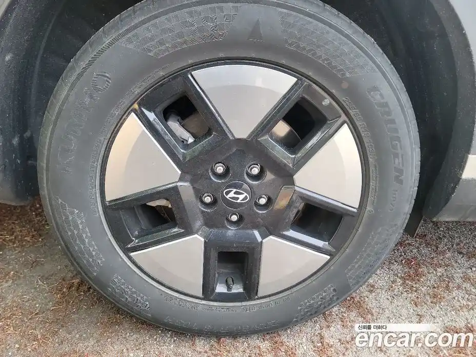 Hyundai Santa Fe 2024 1.6 гидро в Москве № 1903657, фото 12