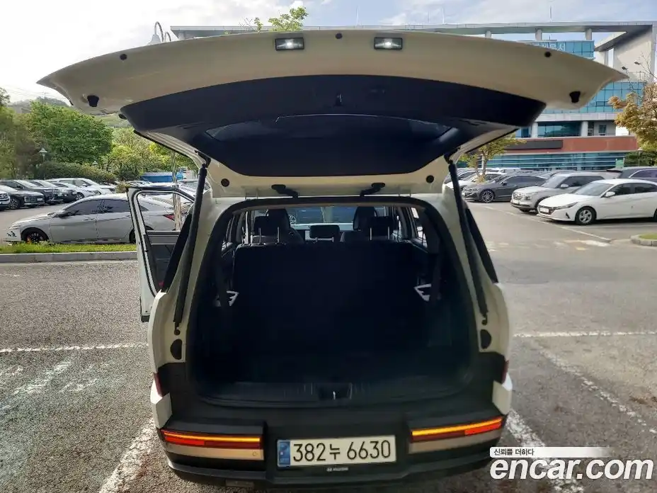 Hyundai Santa Fe 2024 1.6 гидро в Москве № 1903657, фото 9