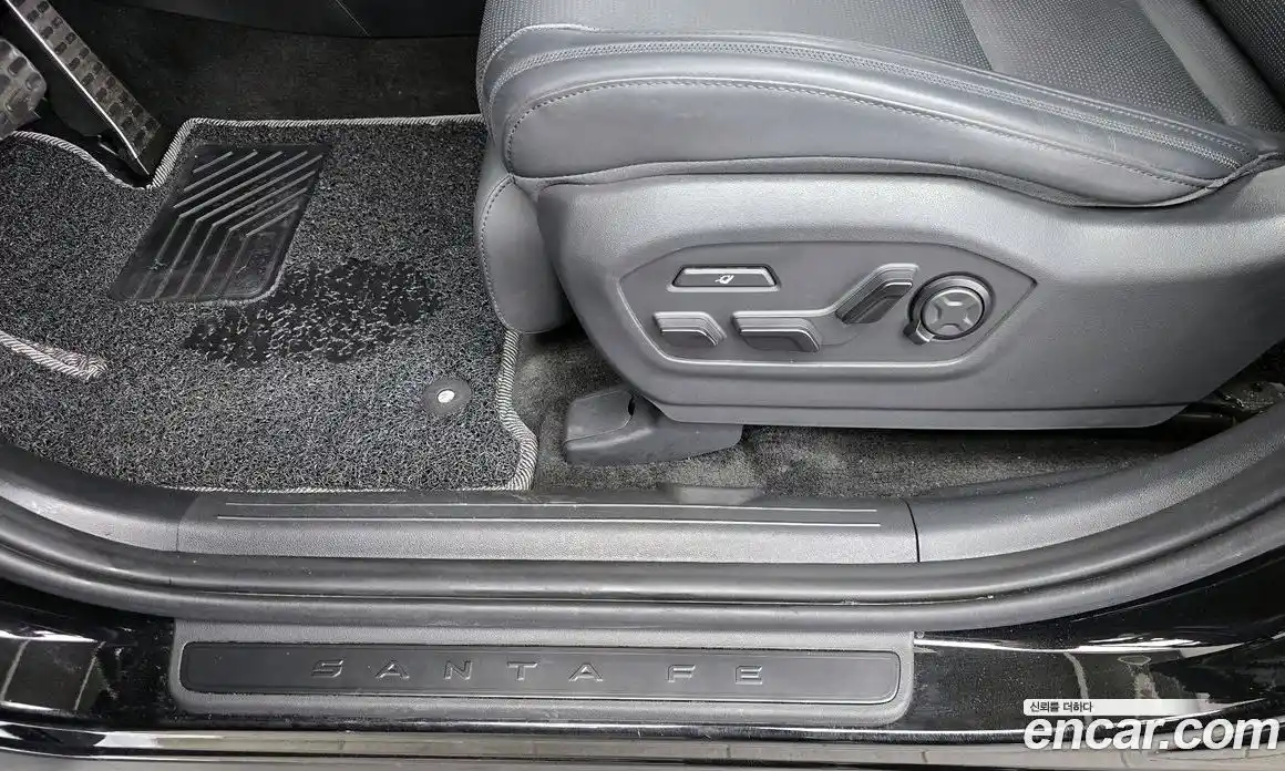 Hyundai Santa Fe 2024 2.5 гидро в Москве № 1903746, фото 32