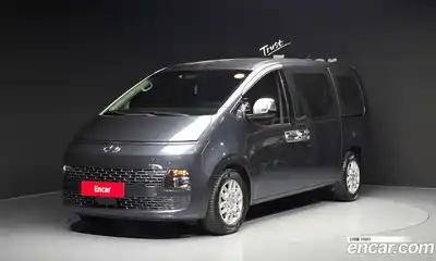 Hyundai Staria, 2022