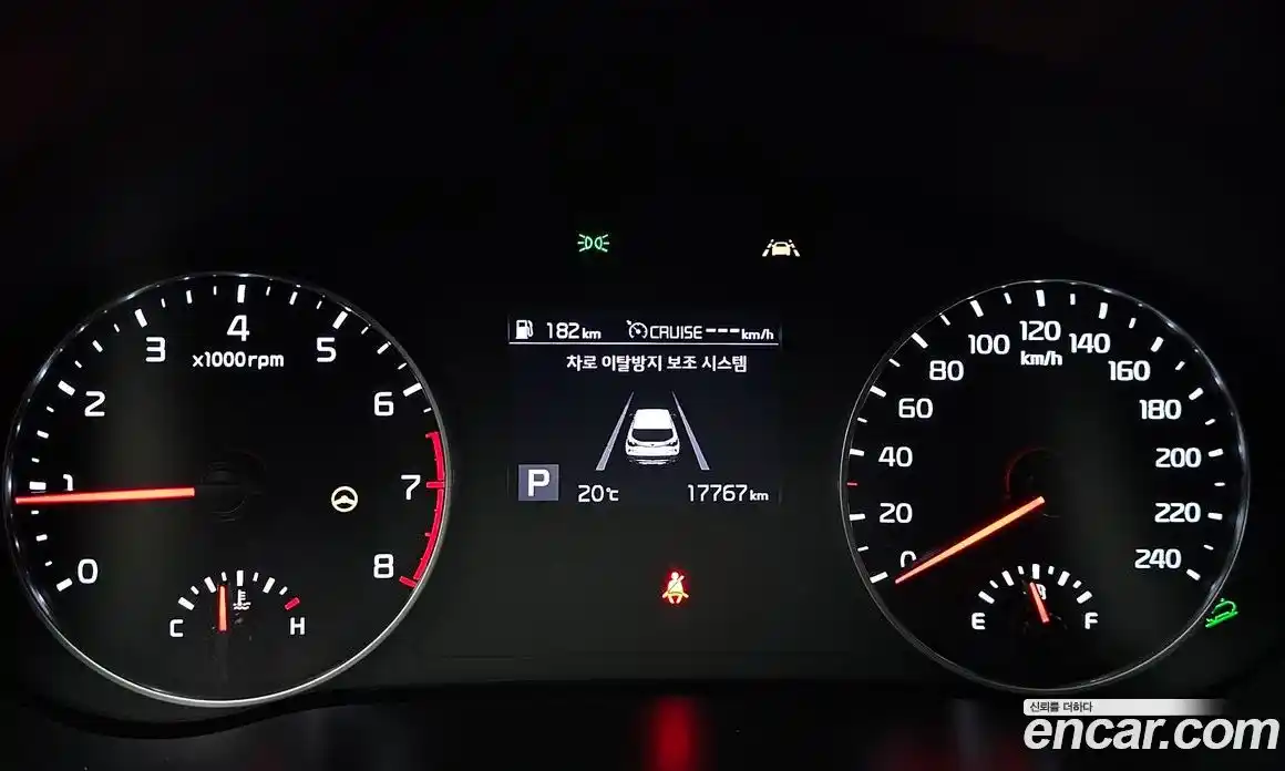 Kia Seltos 2021 1.6 гидро в Москве № 1904523, фото 11