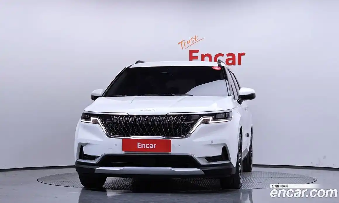 Kia Canival 2022 2.2 гидро в Москве № 1904689, фото 3