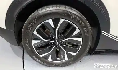 Kia EV6 2022 0.1 гидро в Москве № 1905124, миниатюра 5
