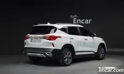 Kia Seltos 2022 1.6 гидро в Москве № 1905190, миниатюра 2