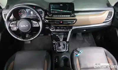 Kia Seltos 2022 1.6 гидро в Москве № 1905190, миниатюра 10
