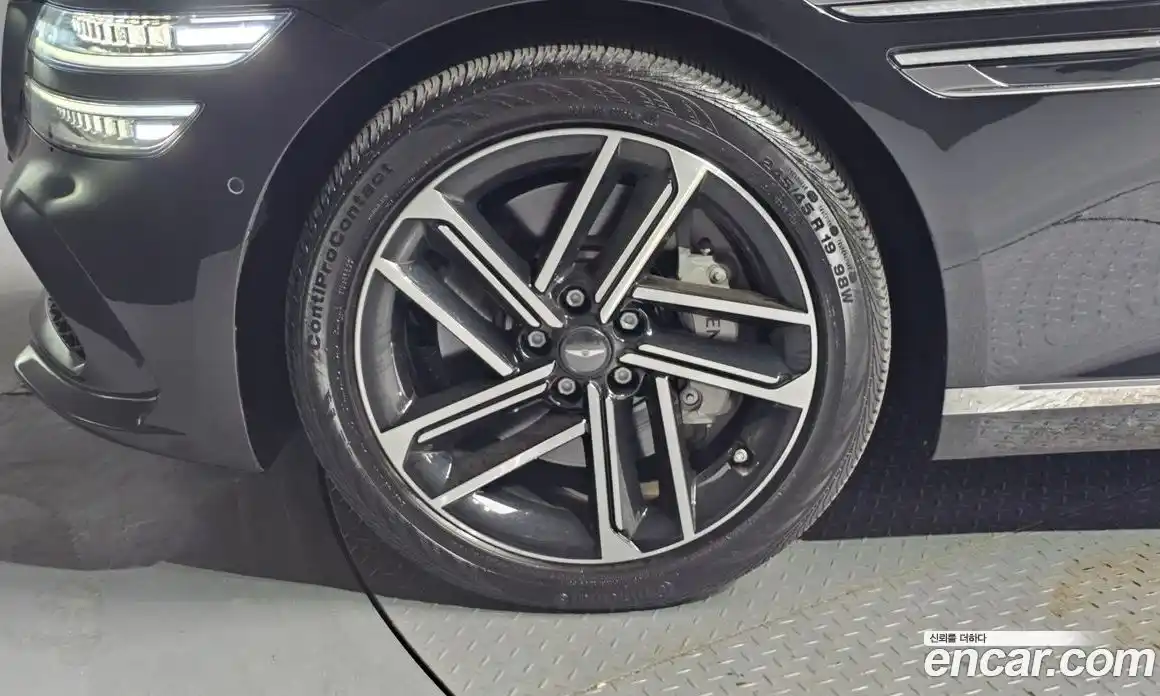Genesis G80 2024 2.5 гидро в Москве № 1905273, фото 5