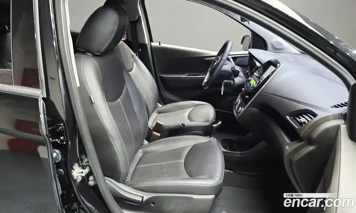 Chevrolet Spark 2017 1.0 гидро в Москве № 1906911, фото 18