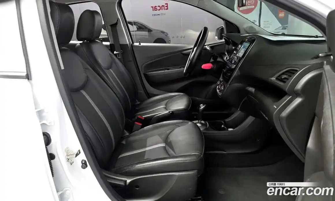 Chevrolet Spark 2018 1.0 гидро в Москве № 1906937, фото 17