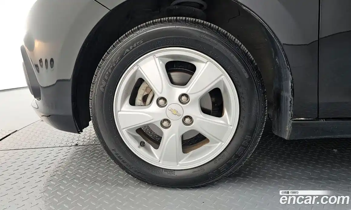 Chevrolet Spark 2017 1.0 гидро в Москве, фото 5