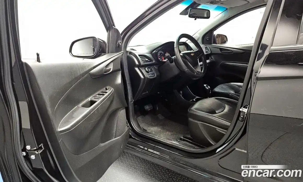 Chevrolet Spark 2017 1.0 гидро в Москве, фото 10