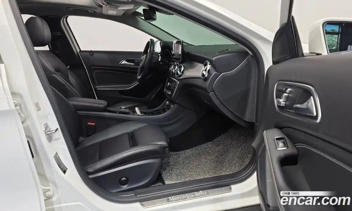 Mercedes-Benz GLA-Class 2019 2.0 гидро в Москве № 1908765, фото 11