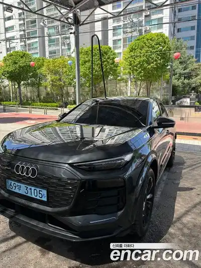 Audi Q6 e-tron, 2025