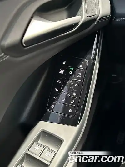 Audi Q6 e-tron 2025 гидро в Москве № 1910451, миниатюра 8