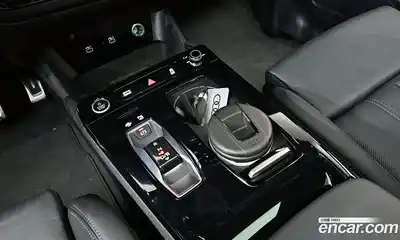 Audi Q6 e-tron 2025 0.2 гидро в Москве № 1910461, миниатюра 12