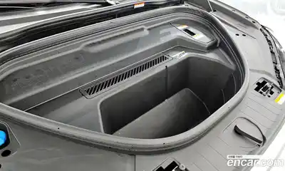 Audi Q6 e-tron 2025 0.2 гидро в Москве № 1910461, миниатюра 6