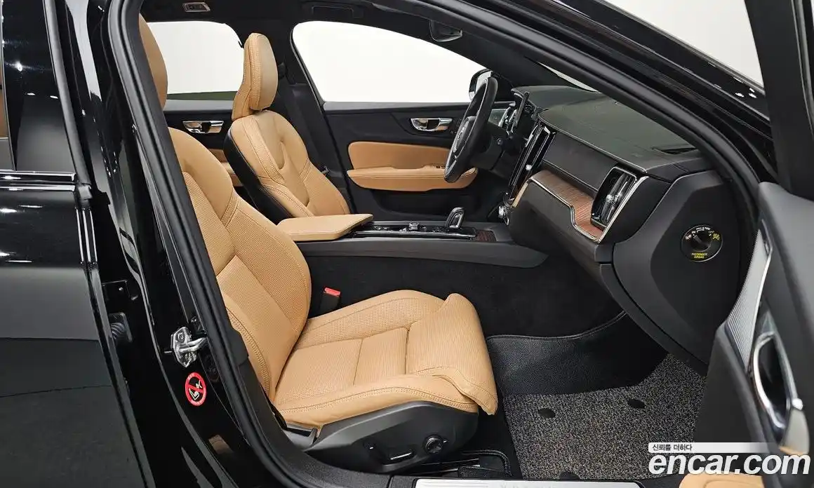 Volvo V60 2021 2.0 гидро в Москве № 1912853, фото 16