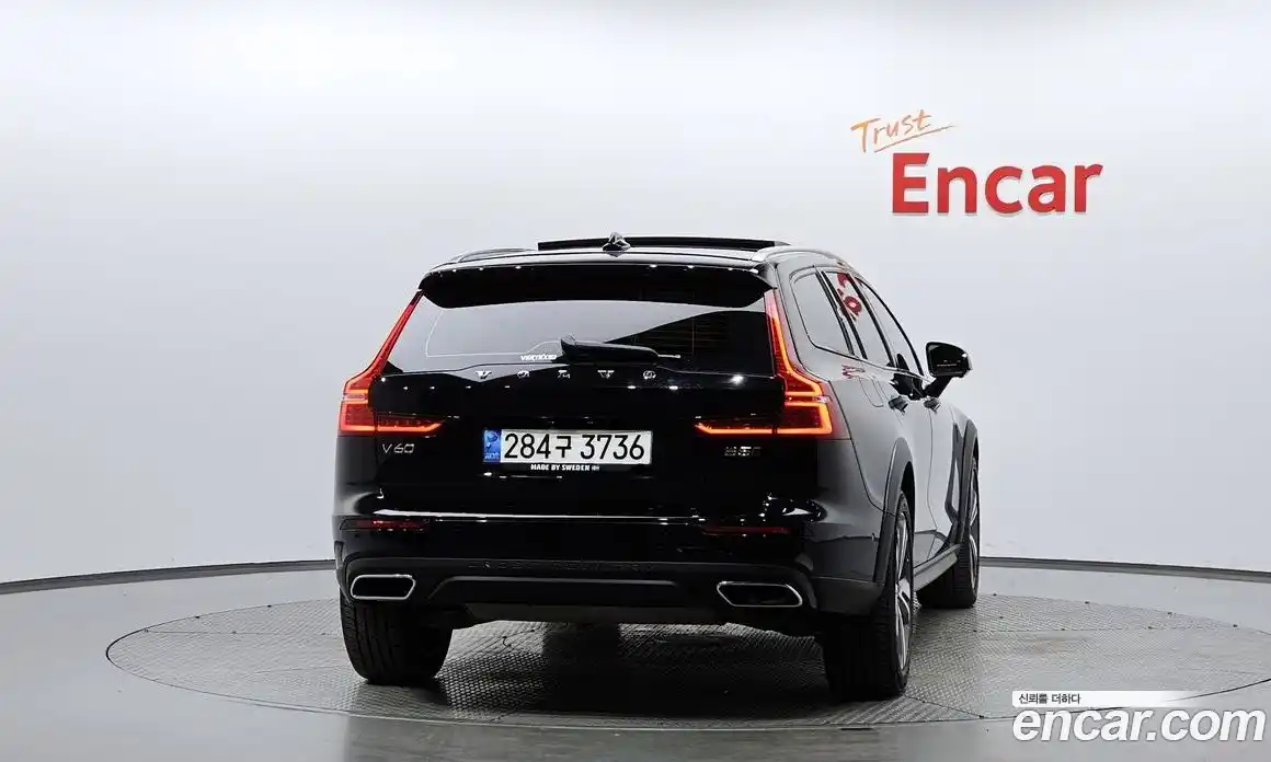 Volvo V60 2021 2.0 гидро в Москве № 1912853, фото 3