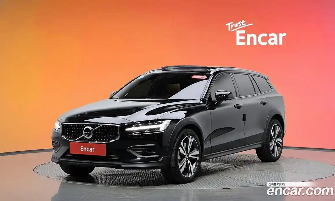 Volvo V60 2021 2.0 гидро в Москве № 1912853, фото 37