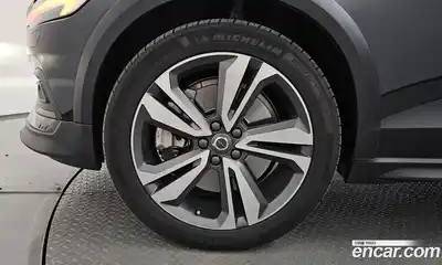 Volvo V60 2021 2.0 гидро в Москве № 1912853, миниатюра 4