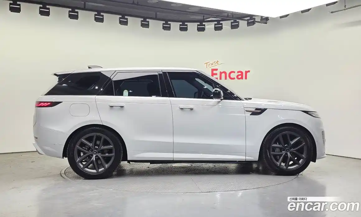Land Rover Range-Rover Sport 2025 3.0 гидро в Москве № 1914600, фото 6