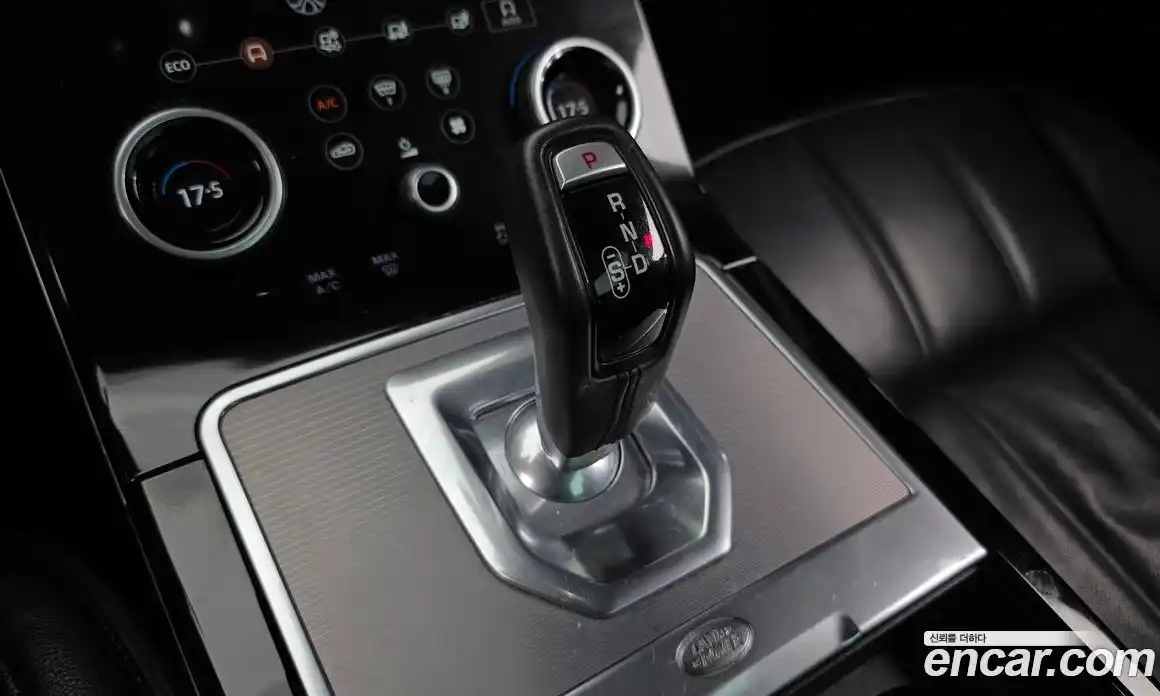 Land Rover Range-Rover Evoque 2020 2.0 гидро в Москве № 1914963, фото 12