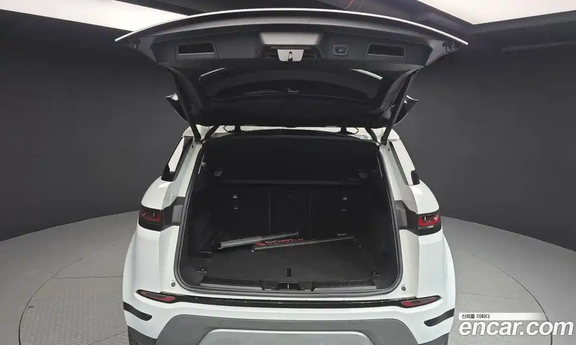 Land Rover Range-Rover Evoque 2020 2.0 гидро в Москве № 1914963, фото 26
