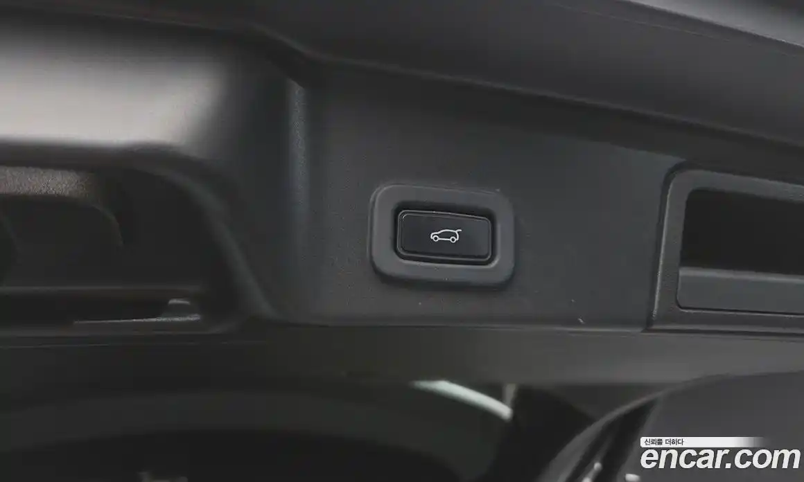 Land Rover Range-Rover Evoque 2020 2.0 гидро в Москве № 1914963, фото 31