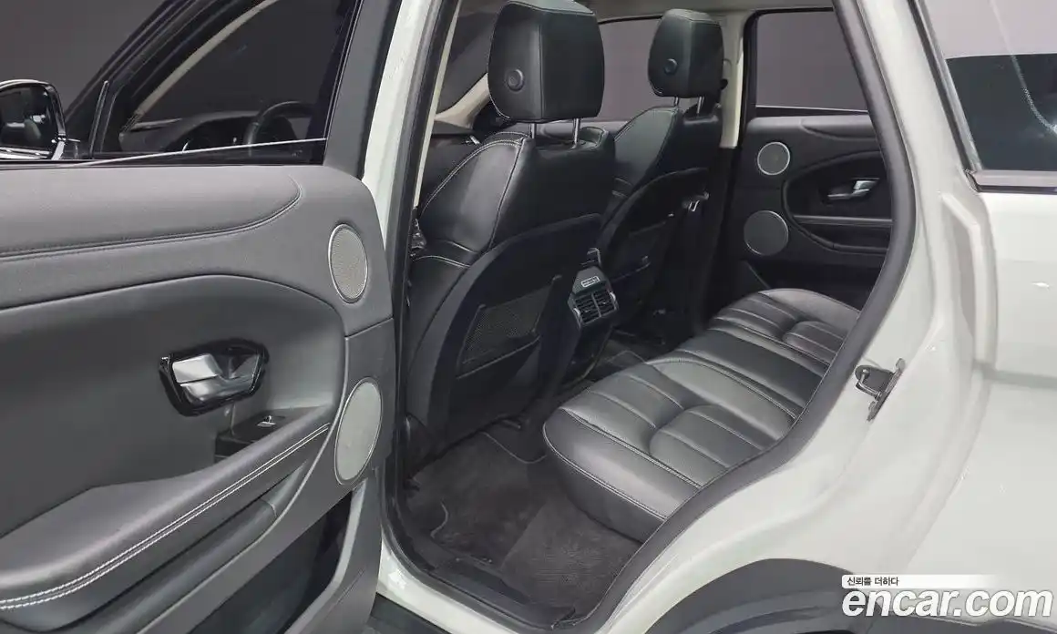 Land Rover Range-Rover Evoque 2016 2.0 гидро в Москве № 1915109, фото 17