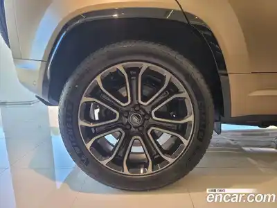 Land Rover Defender 2025 4.4 гидро в Москве № 1915290, миниатюра 12