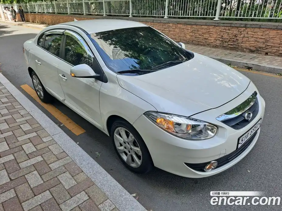 Renault SM3 2010 1.6 гидро в Москве № 1915301, фото 4