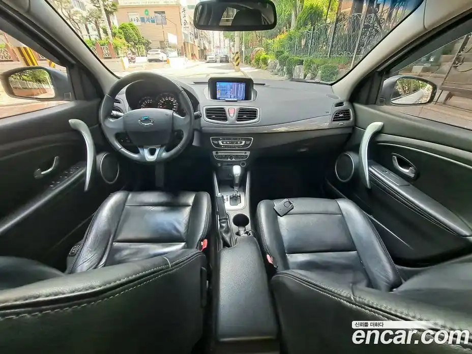Renault SM3 2010 1.6 гидро в Москве № 1915301, фото 7