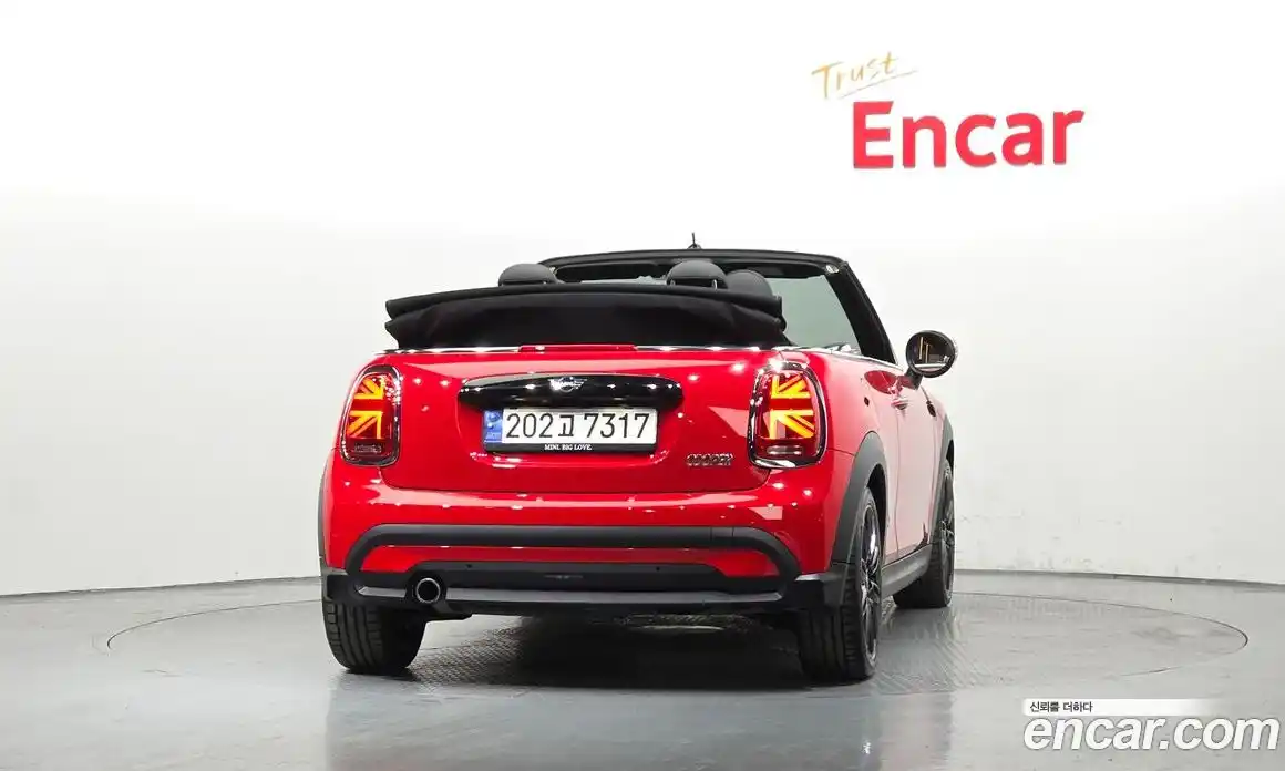 Mini Cooper Convertible 2024 1.5 гидро в Москве № 1915641, фото 4