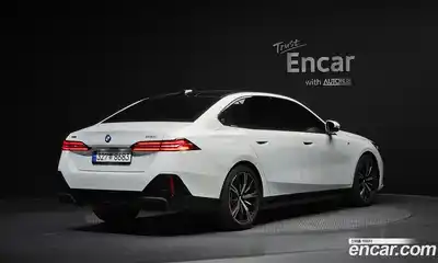 BMW 5-Series 2024 2.0 гидро в Москве № 1915826, миниатюра 2