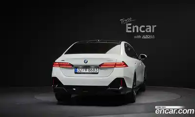 BMW 5-Series 2024 2.0 гидро в Москве № 1915826, миниатюра 4
