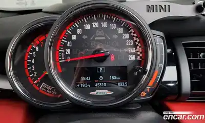 Mini Cooper Convertible 2020 2.0 гидро в Москве № 1915949, миниатюра 11
