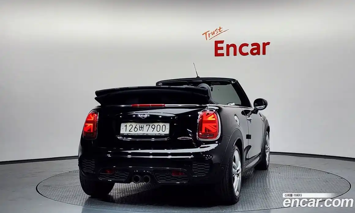 Mini Cooper Convertible 2020 2.0 гидро в Москве № 1915949, фото 34
