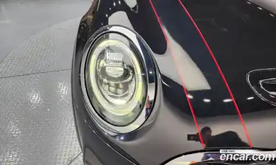 Mini Cooper Convertible 2020 2.0 гидро в Москве № 1915949, миниатюра 8