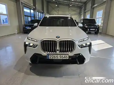 BMW X7, 2025
