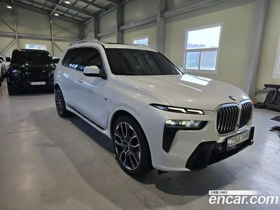 BMW X7 2025 3.0 гидро в Москве № 1915958, фото 3